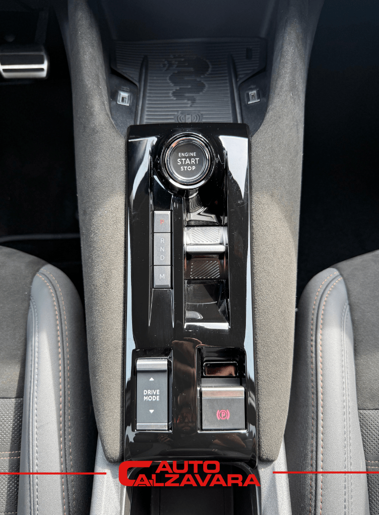 Alfa Romeo Junior 1.2 145 CV Hybrid eDCT6 Q4 Intensa / HA775ZZ