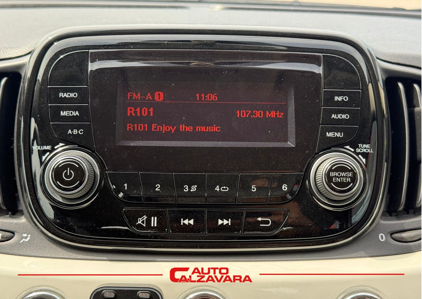 Fiat 500 1.2 Lounge / FS890JS
