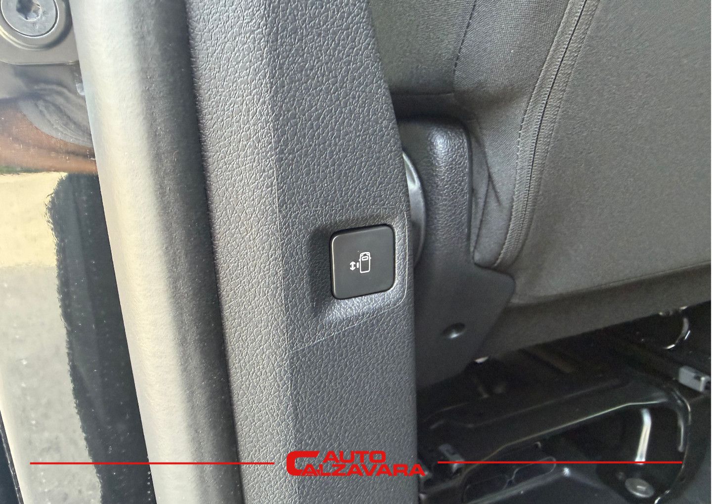 Fiat Ulysse 2.2 Multijet 180 CV S&S AT8 L2 Combi Pop / TZ030010