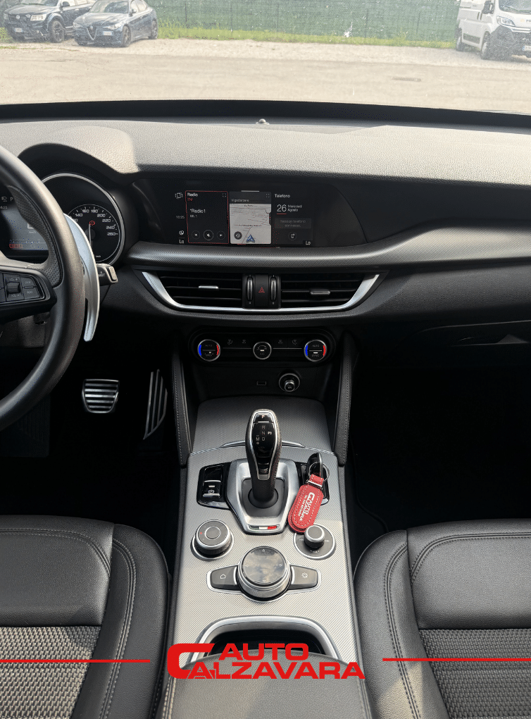 Alfa Romeo Stelvio 2.2 Turbodiesel 160 CV AT8 RWD Sprint / GM759ZR