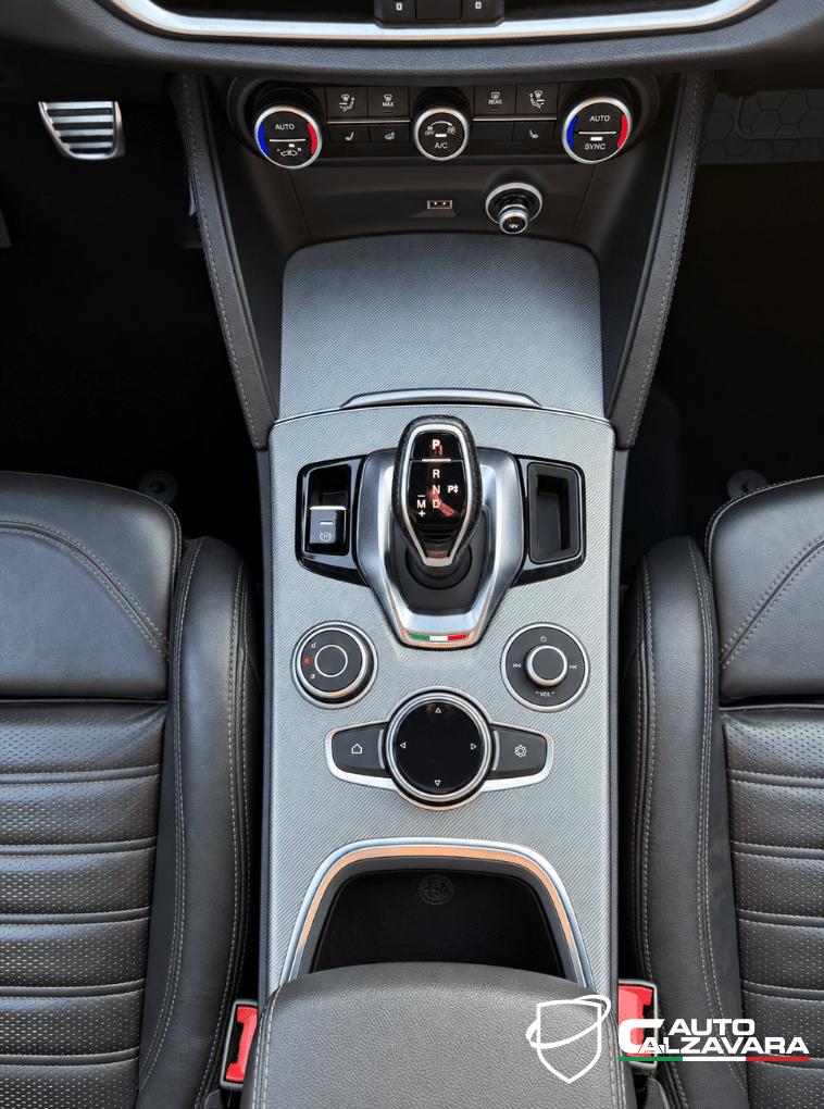 Alfa Romeo Stelvio 2.2 Turbodiesel 210 CV AT8 Q4 Veloce / GB671BN