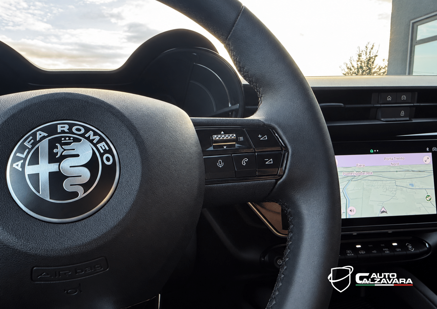 Alfa Romeo Junior 1.2 145 CV Hybrid eDCT6 Ti / HE158VZ