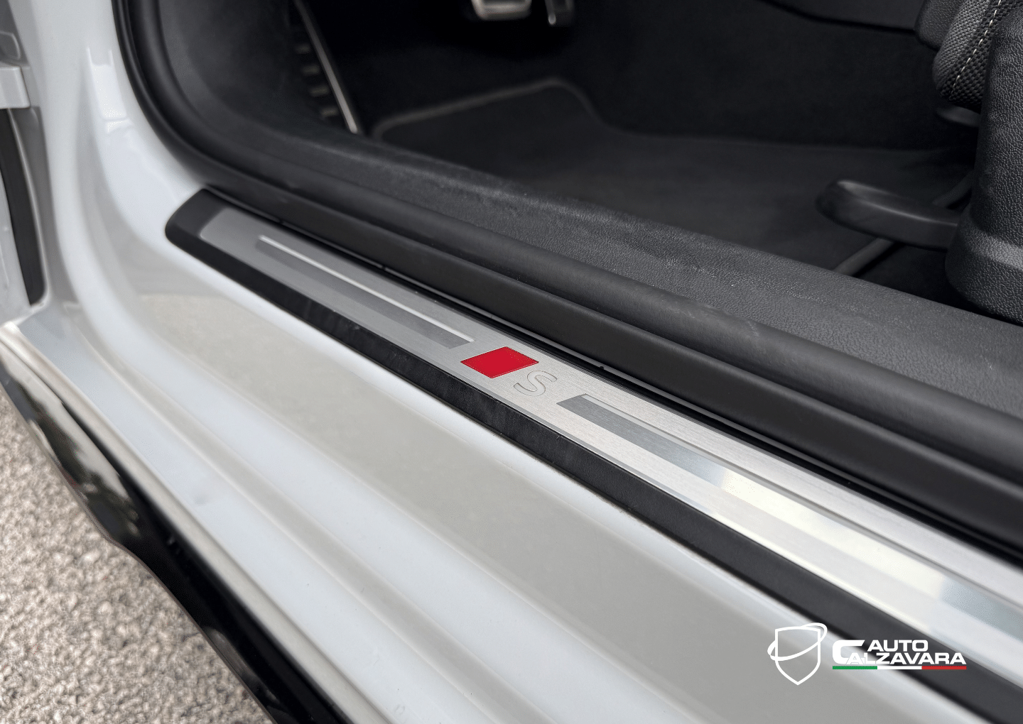 Audi A5 Avant TDI 150 kW mHEV+ S tronic S Line edit / GZ797TP
