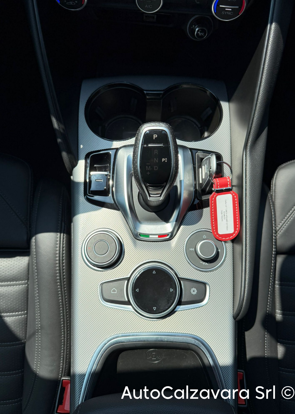 Alfa Romeo Giulia 2.0 Turbo 280 CV AT8 AWD Q4 Veloce / GRIGIO VESUVIO / R7686153