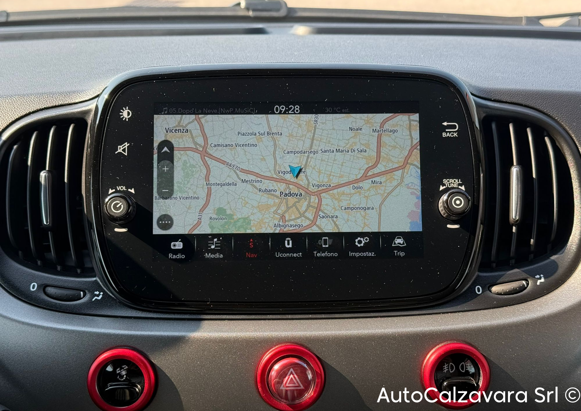 500 Abarth 595 1.4 Turbo T-Jet 165 CV Turismo / GRIGIO POMPEI METALIZZATO / GK425MV