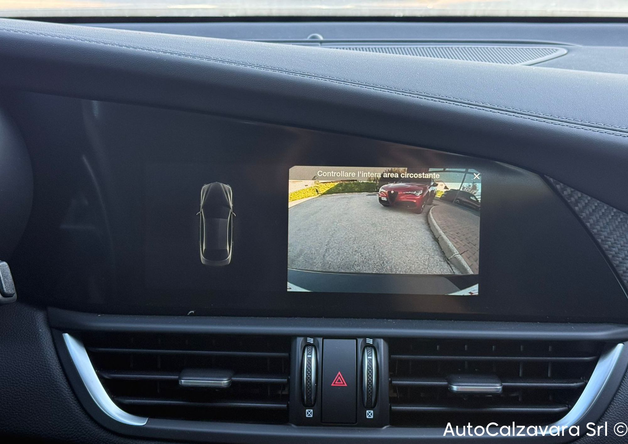 Alfa Romeo Giulia 2.9 V6 Bi-Turbo AT8 Quadrifoglio / NERO VULCANO / R7690282