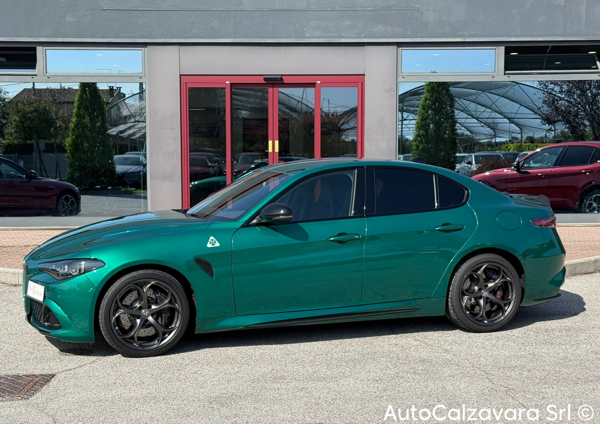 Alfa Romeo Giulia 2.9 V6 Bi-Turbo AT8 Quadrifoglio / VERDE MONTREAL / R7691160